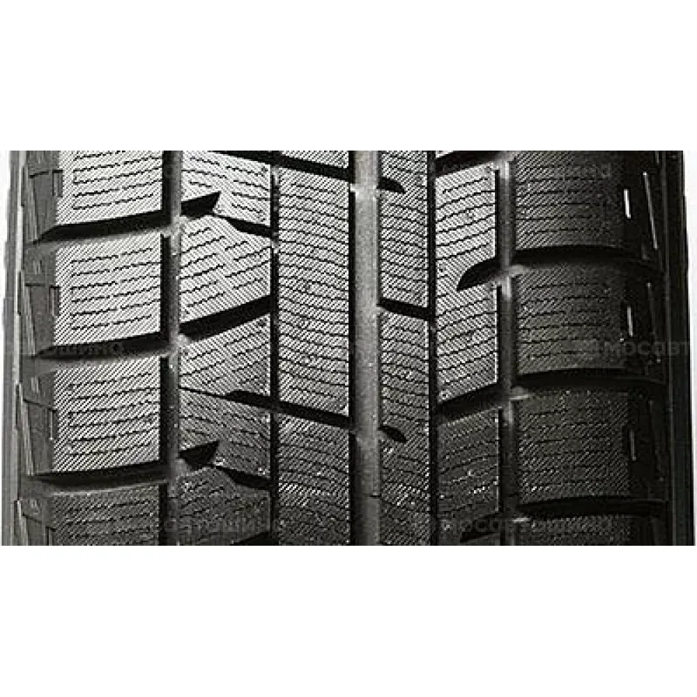 Yokohama Ice Guard IG50 245/45 R18 96Q