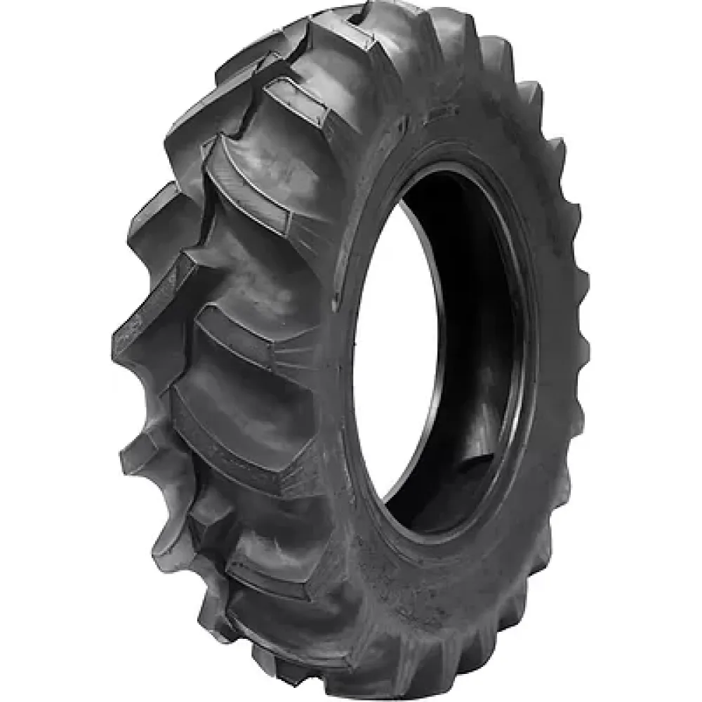 Titan Hi-Traction Lug 420/90 R30 142A8_B