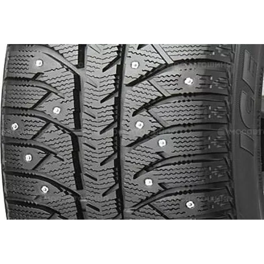 Bridgestone Ice Cruiser 7000 225/40 R18 92T XL