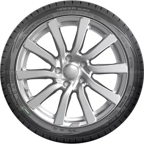 Nokian Hakka Black 245/40 R17 95Y XL