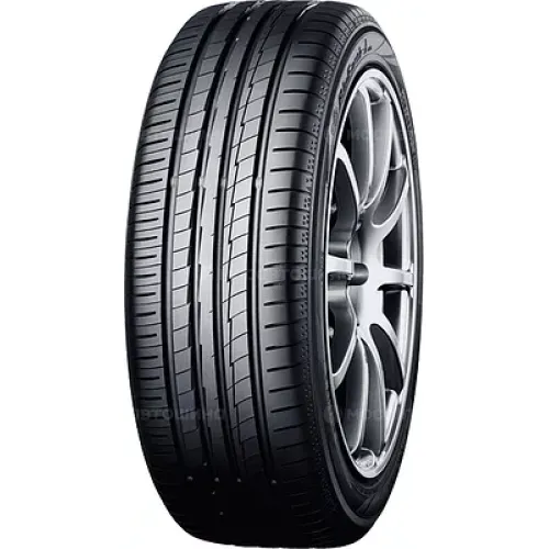 Yokohama Bluearth AE50 235/55 R18 104W