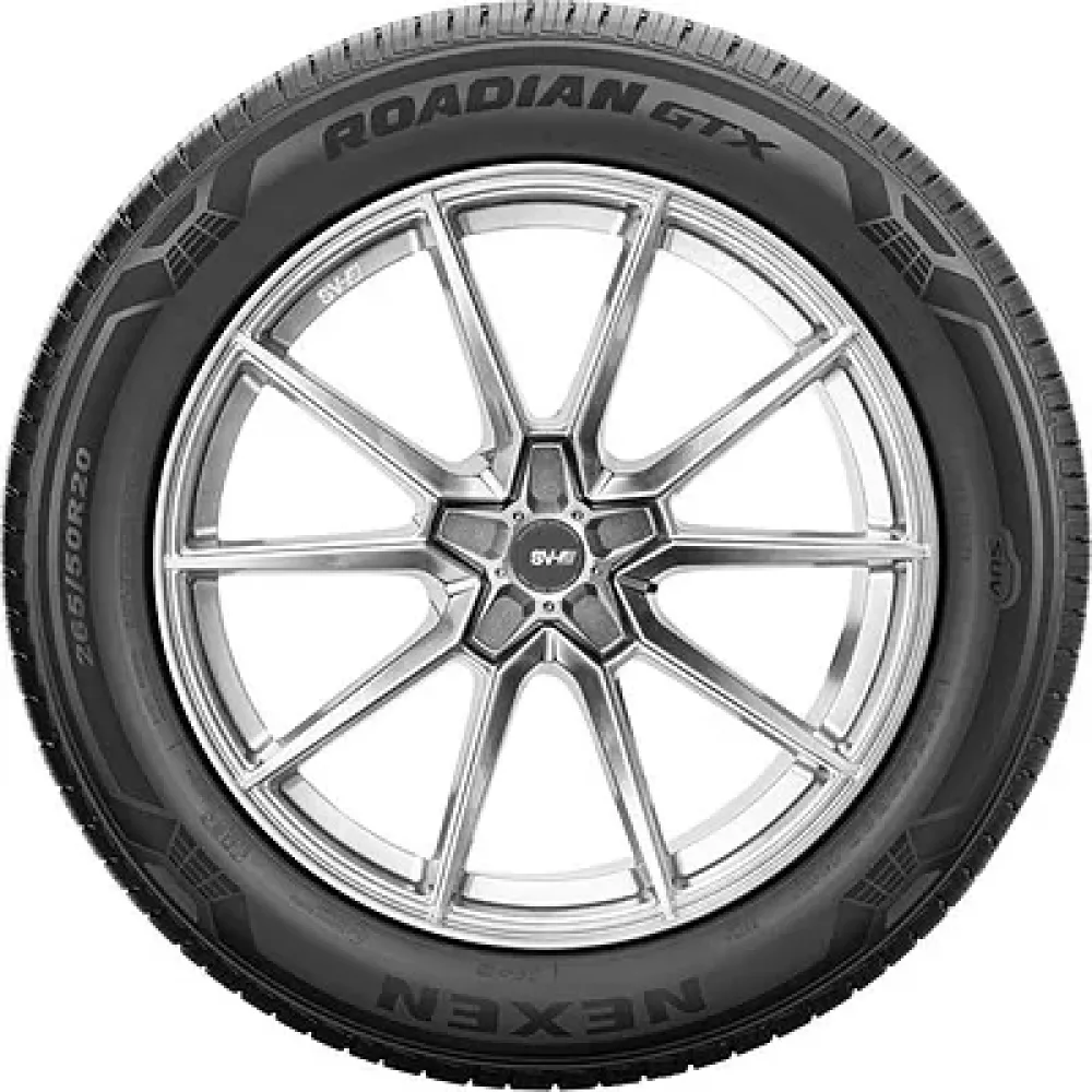 Nexen Roadian GTX 235/65 R17 104H
