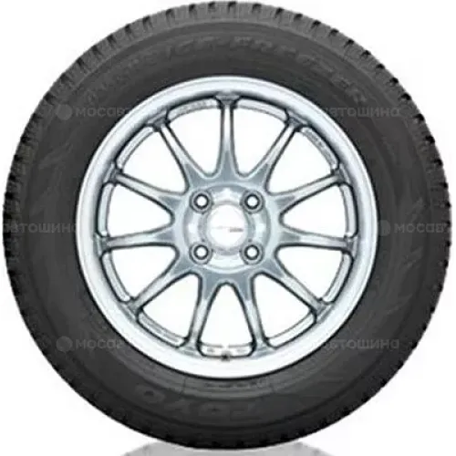 Toyo Observe Ice-Freezer 215/50 R17 91T