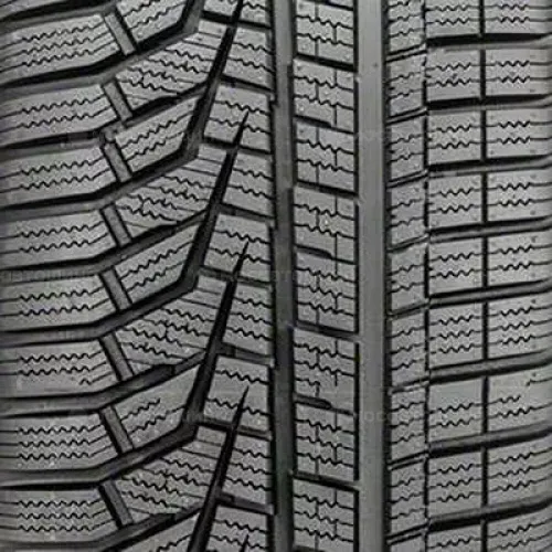 Hankook W320A i cept Evo2 275/40 R22 108V